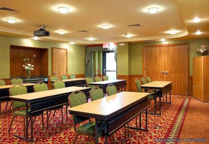 Отель Courtyard Lancaster Fertility Экстерьер фото