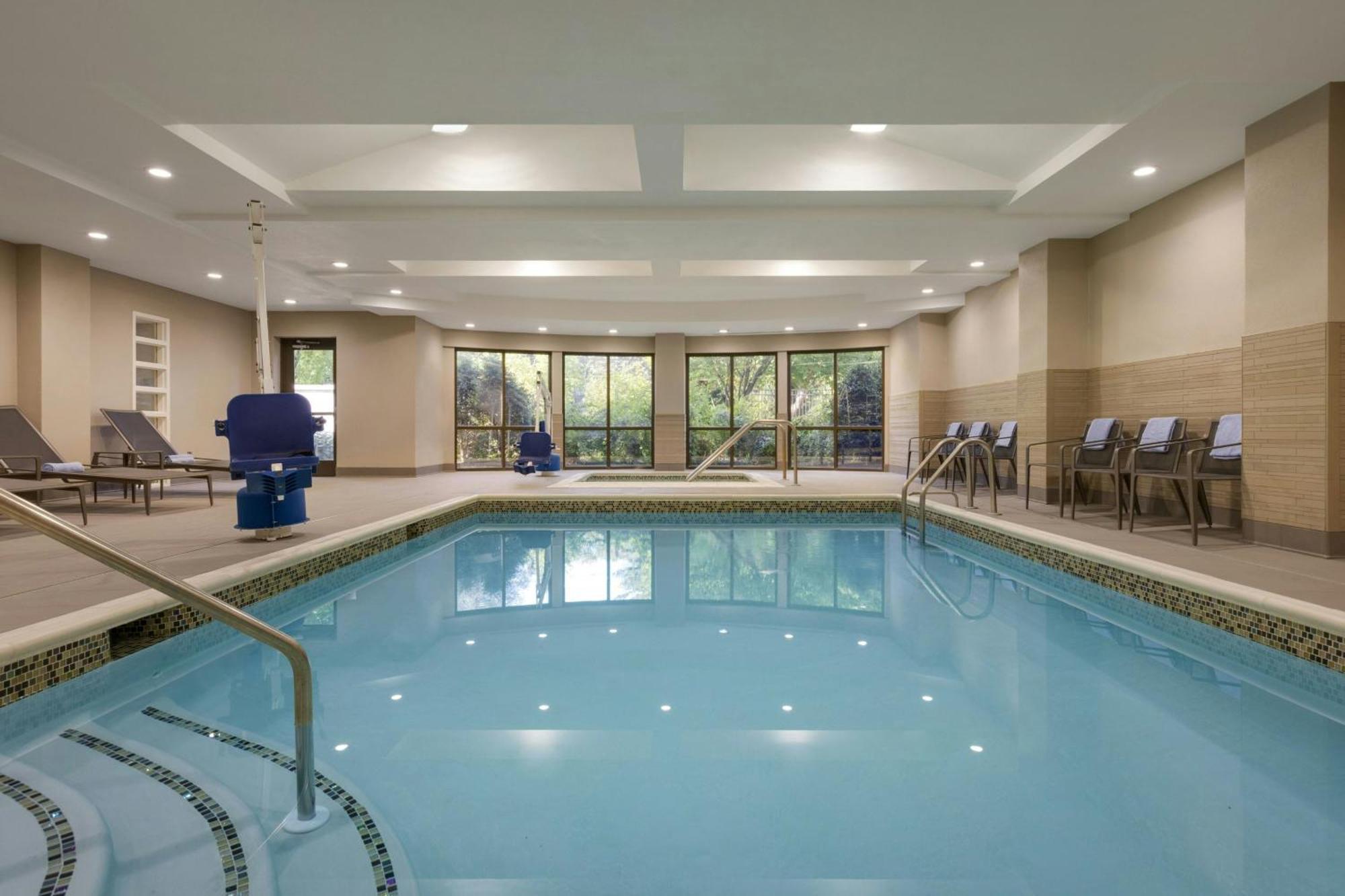 Отель Courtyard Lancaster Fertility Экстерьер фото